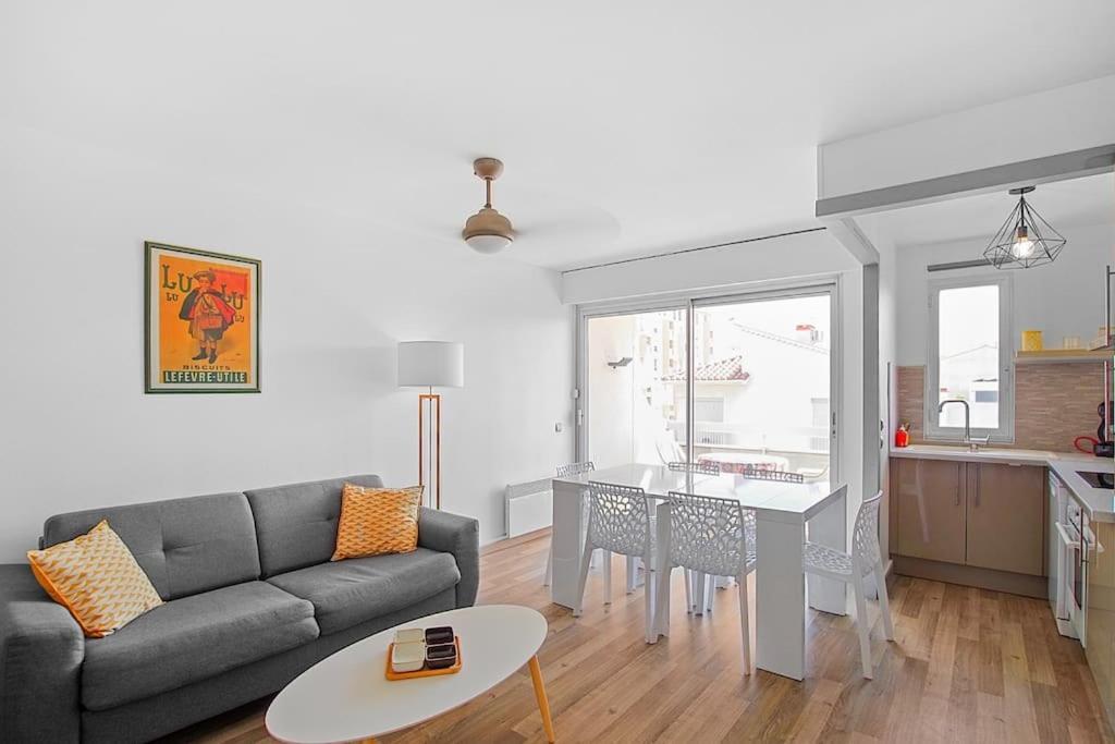 Appartement Calme Et Moderne Avec Vue Mer 74 Canet-en-Roussillon Ngoại thất bức ảnh